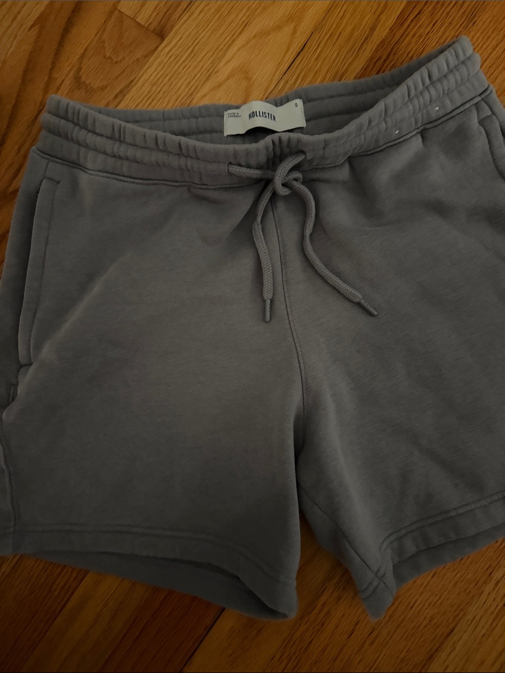 Hollister men’s  Gray Fleece Drawstring Shorts